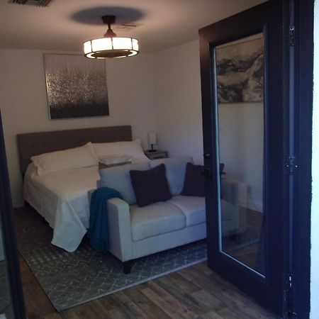 Updated Dwntwn 2Bd Twnhse W/Hot Tub& Private Patio Palm Springs Exterior photo
